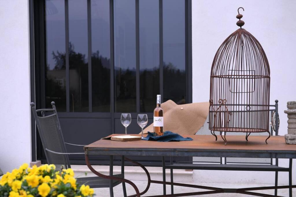 Le Galinie Chic'art. Un Bel Atelier Avec Piscine Holiday home *