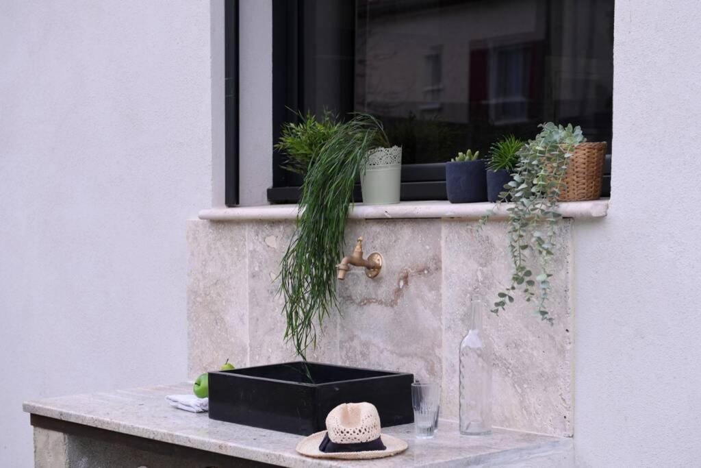 Le Galinie Chic'art. Un Bel Atelier Avec Piscine Holiday home Carpentras