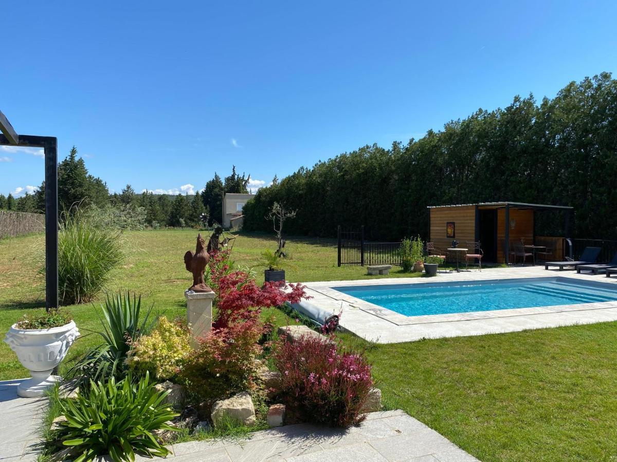 Holiday home Le Galinie Chic'art. Un Bel Atelier Avec Piscine *